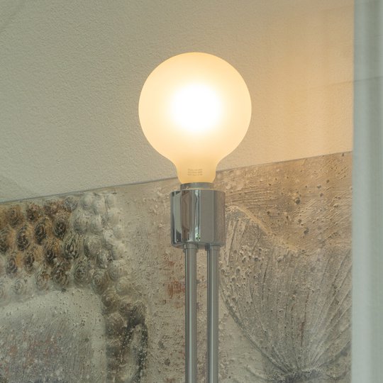 SEGULA LED-lampa E27 8 W G125 2 600 K dimbar satin
