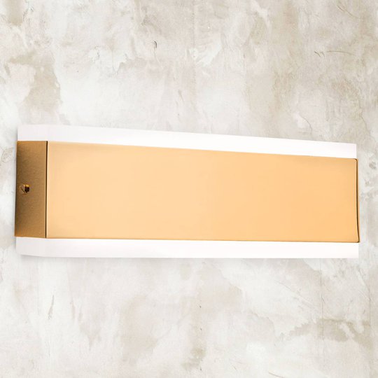 Garik - LED-vägglampa med gyllene lampstomme