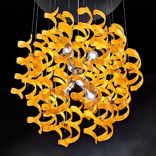 Aktuell taklampa ORANGE