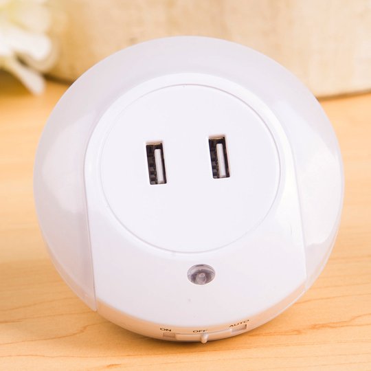 LED-nattlampa Brit, sensor USB-anslutning, rund