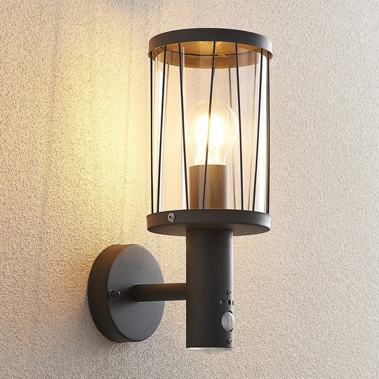 Lindby Yonan utomhusvägglampan med sensor
