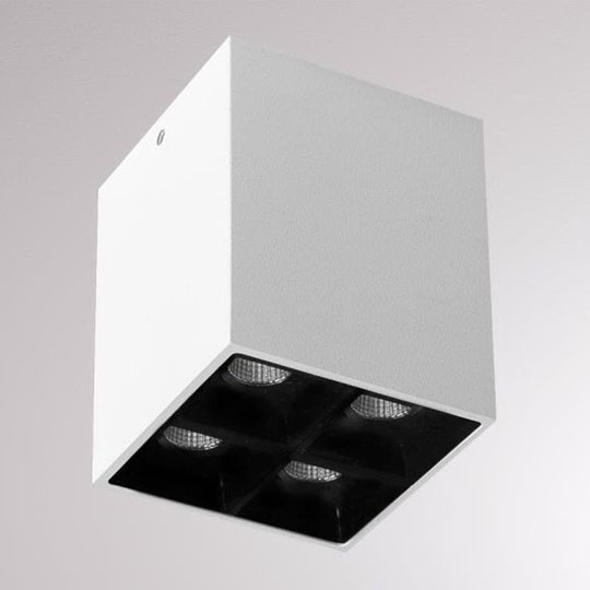LOUM Liro LED-takspotlight vit/svart 34° 3 000 K