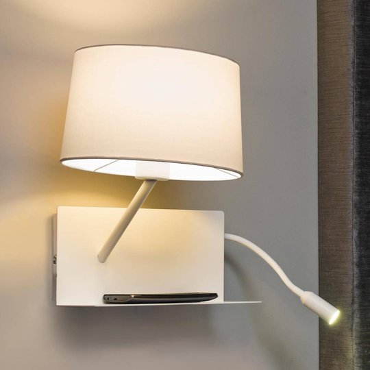 Med LED-läsarm - funktionell vägglampa Handy