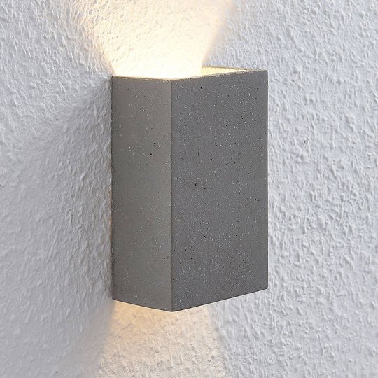 Lindby Albin LED-vägglampa av betong