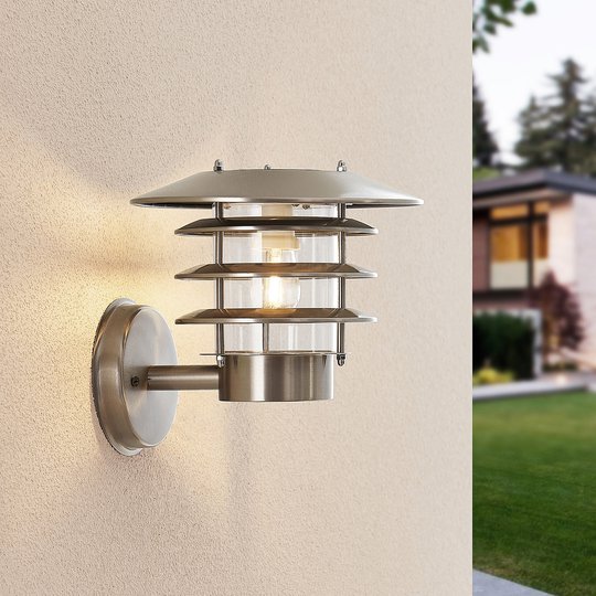Lindby Dimara solcellsdriven LED-utomhusvägglampa