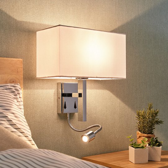 Vägglampa Pelto med läsarm och två strömbrytare