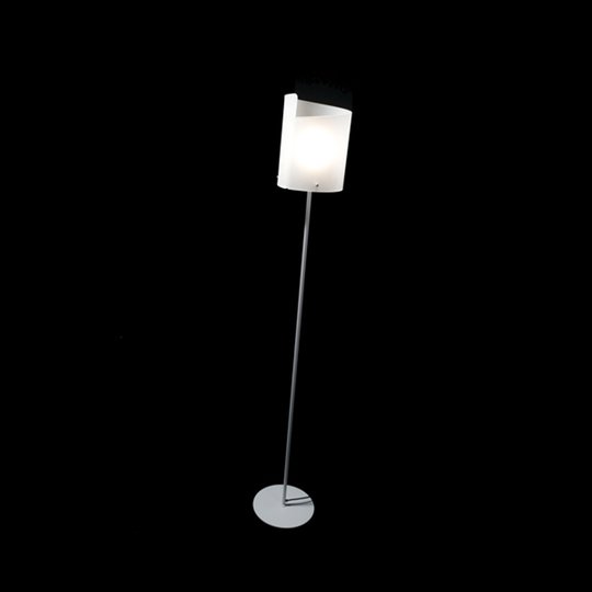 Satinerad golvlampa Papiro