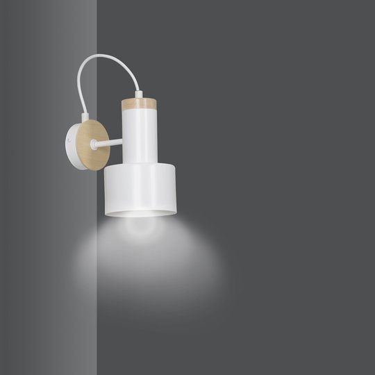 Spotlight till vägg Foxtrot K1, trädetaljer, vit
