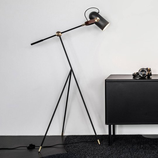LE KLINT Carronade Low - svart golvlampa