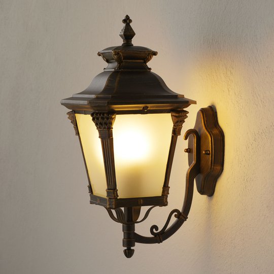 Utomhusvägglampa Viviana stående, nostalgi