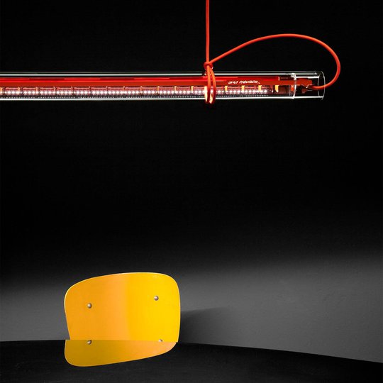 Ingo Maurer Tubular LED-hänglampa, röd