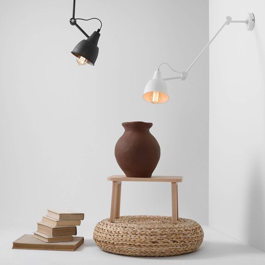 Vägglampa 814, justerbar, 1 lampa, vit