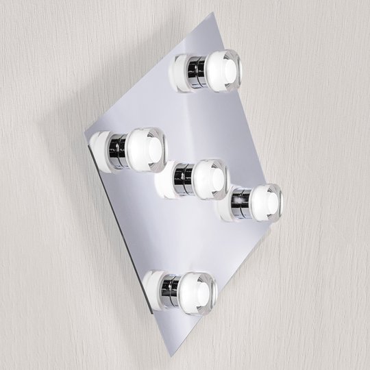 Kvadratisk LED-vägglampa Gilian med 5 ljuskällor