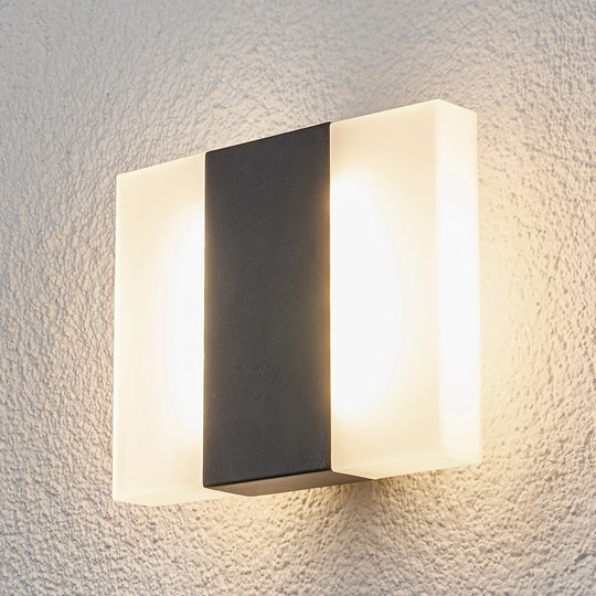 Börje - kantig LED-utomhusvägglampa