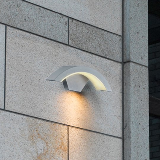 Titanfärgad utomhusvägglampa Ohio LED