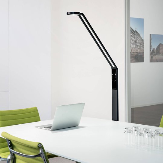 Luctra Floor Radial LED-golvlampa svart