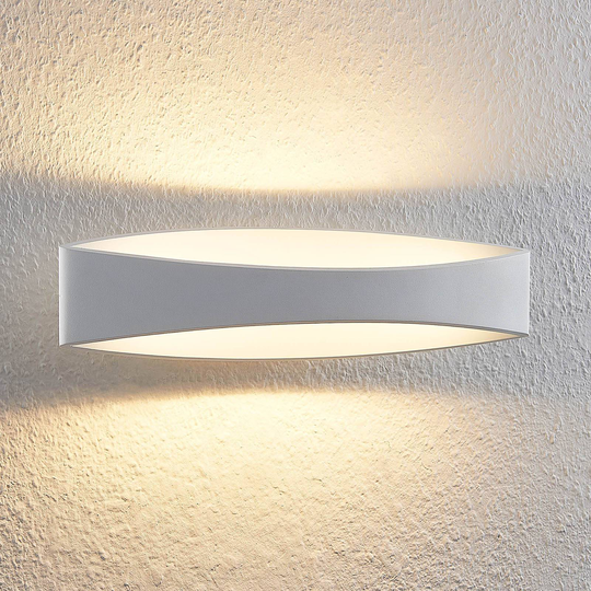 Arcchio Jelle LED-vägglampa, 43,5 cm, vit