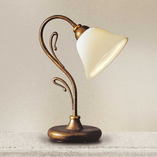 Elegant bordslampa Antonio