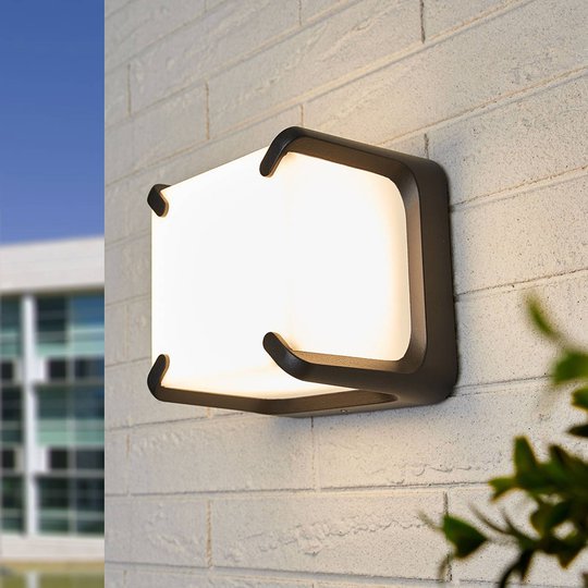 Kvadratiskt formad LED-utomhusvägglampa Armor