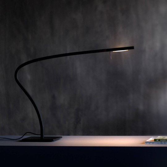 Prandina Paraph T3 LED-bordslampa dimbar svart
