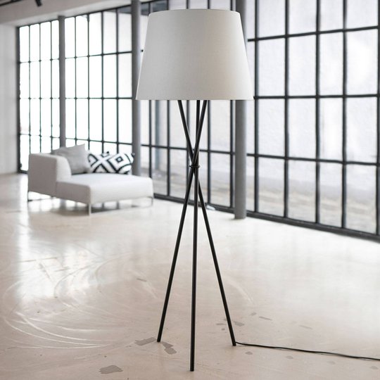 Ozonos Hailey LED-golvlampa creme med AC-1