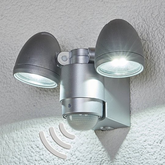 2-flammig LED-strålkastare Todora med sensor