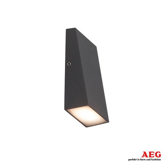 Tivana – LED-utomhusvägglampa med nanobeläggning