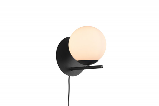 Pure vägglampa