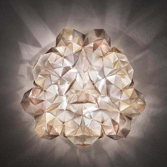 Slamp Drusa – designtaklampa, krämfärgad