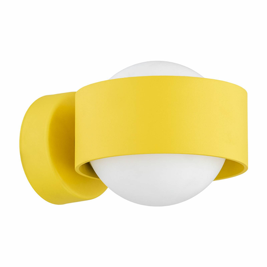 Vägglampa Mado av stål, gul, 1 lampa