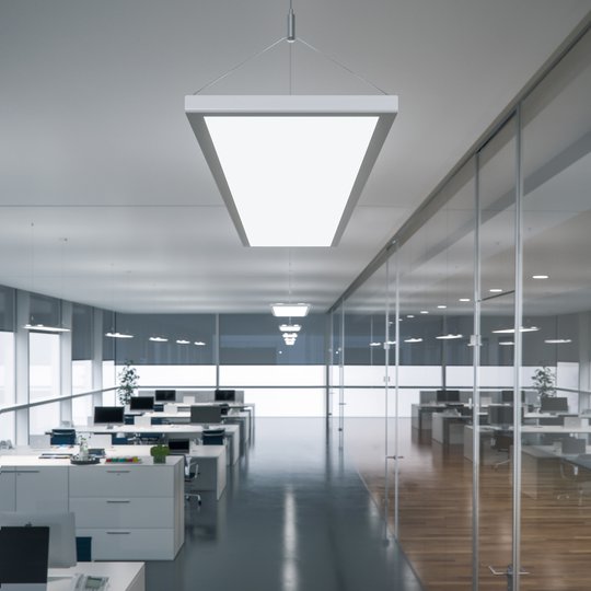 LED-hänglampa IDOO för kontor 49 W, silver