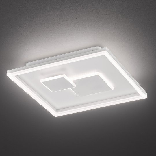LED-taklampa Nadra, dimbar i tre steg, kantig