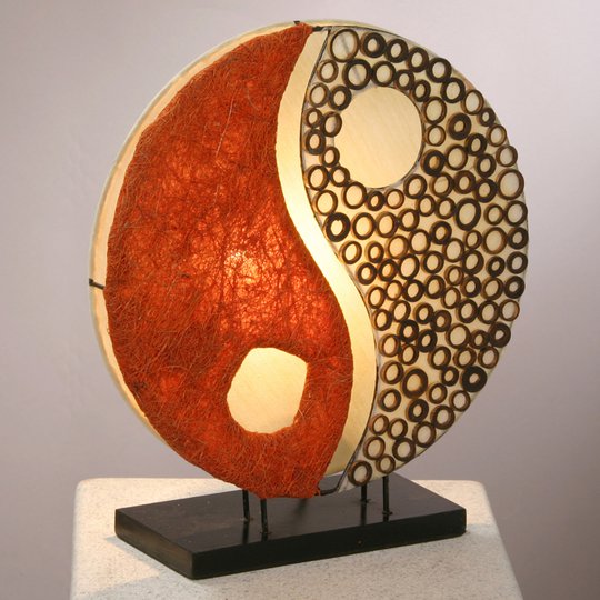 Ying Yang bordslampa på träfot