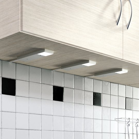 LED-bänklampa Amaryll, sats om tre