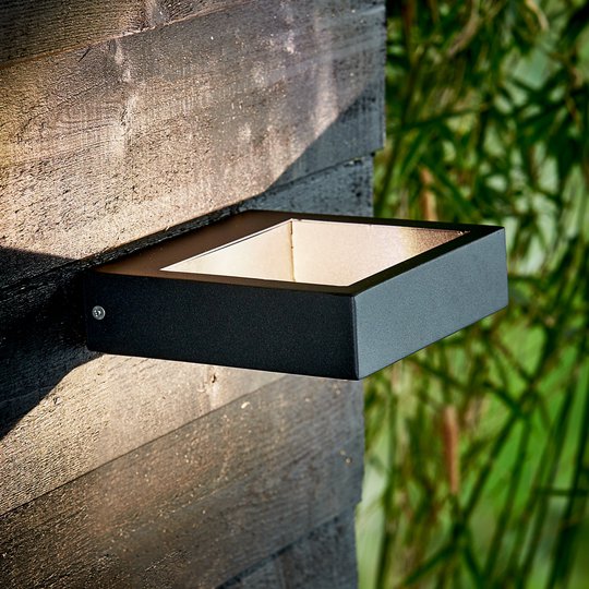 LED-utomhusvägglampa Avon i modern design