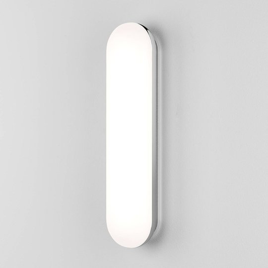 Altea – LED-badrumsvägglampa i glänsande krom