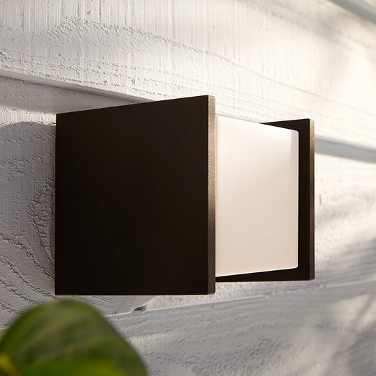 Philips Hue White Fuzo utomhusvägglampa, 13x14cm