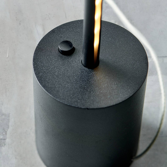Steng Licht AX-LED golvlampa stel svart