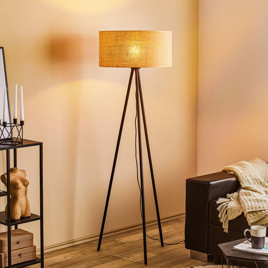 Golvlampa Jute med trebent stativ i svart