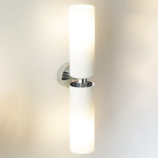 TUBE TWIN- toppmodern vägglampa, förkromad