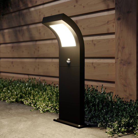 Arcchio Advik LED-gånglampa, 60 cm, med sensor