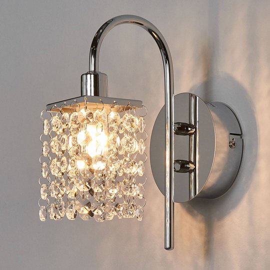 Vacker LED-vägglampa Almonte med glashänge, IP44