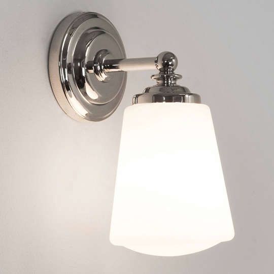 Klassisk vägglampa ANTON