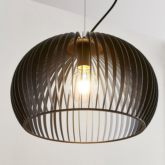Pendellampa Jusra i svart metall, 1 lampa