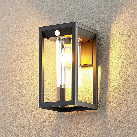 Lindby Estami utomhusvägglampa, sensor, mörkgrå