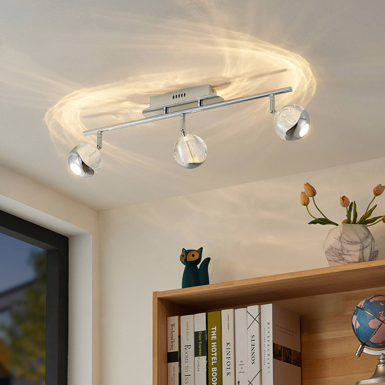 Lucande Kilio LED-takspotlight, 3 lampor, krom
