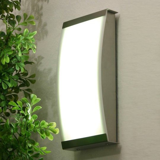 Trendig LED-utomhusvägglykta LISET, 4 000 K