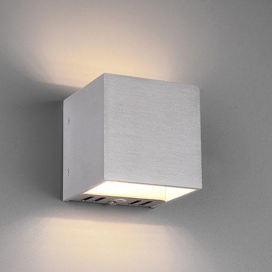 Trio WiZ Figo LED-vägglampa, borstat aluminium