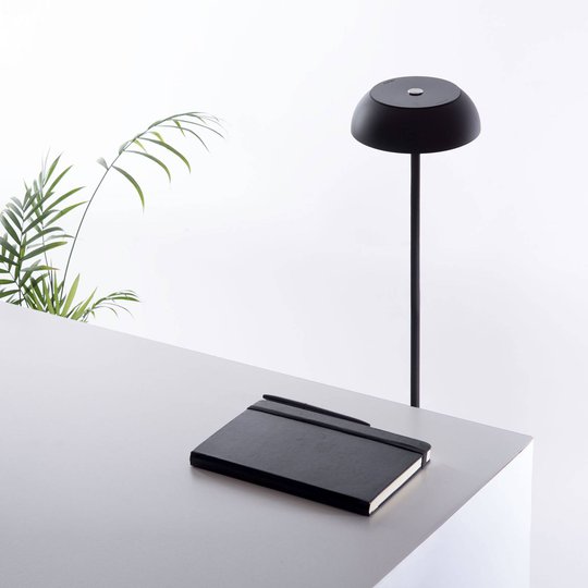 Axolight Float LED-designergolvlampa, svart