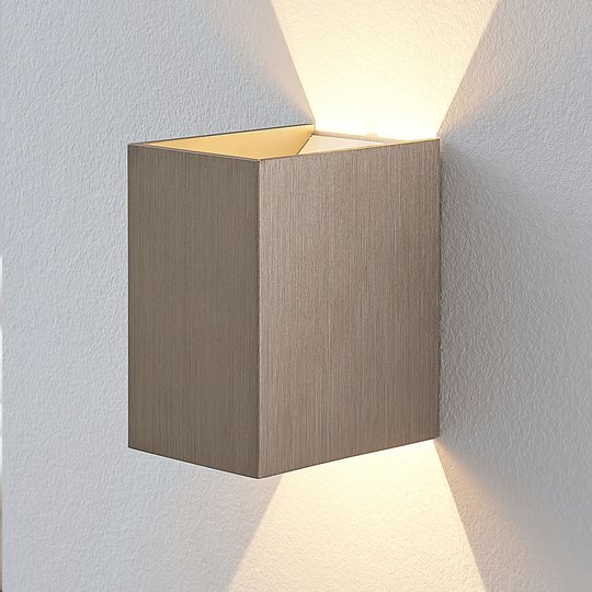 LED-vägglampan Jorden, satinerat nickel